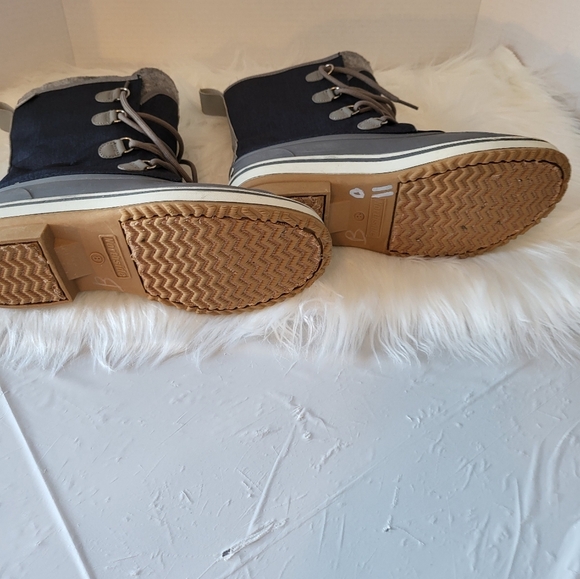 NWOT Northside Winter Boots Size 8 - Picture 4 of 7